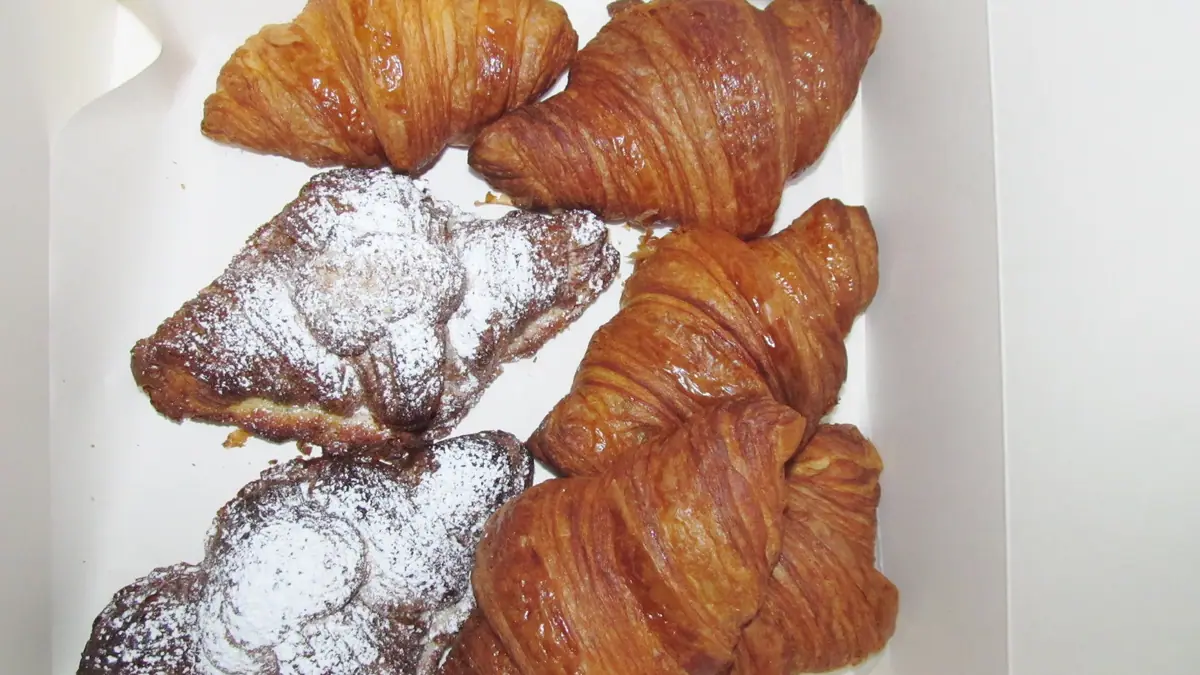 Miles Patisserie – patisserie in Lutterworth town centre